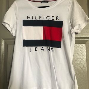 Tee